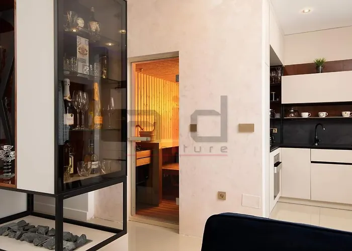 Porta Aurea & Wellness Oasis Apartament *