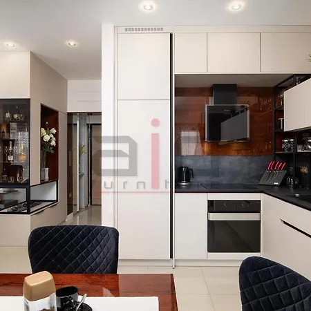 Porta Aurea & Wellness Oasis Apartman *